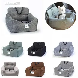 Assentos para cães de viagem para cães pequenos e médios Assento dianteiro para uso internoCarro para transporte de animais de estimação Capa de cama removível HKD230706