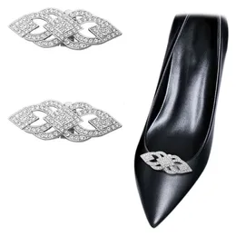 Shoe Parts Accessories 2 Pcs Silver Shoe Clips Rhinestones Metal Shoe Decoration Fashion Bridal Shoe Buckle Wedding Party Shoe Accessories for Ladies 230705