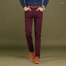 Spodnie męskie 2023 męskie eleganckie spodnie na co dzień o wysokiej rozciągliwości elastyczna tkanina wąskie spodnie do cięcia kieszeń odznaka spodnie w dużych rozmiarach