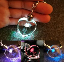 Fashion Rose Heart Crystal Key Zaklamp Kettingen Sleutelhangers Houder Veranderende Multicolor LED Verlichting Paar KeyChain9926814
