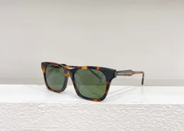 Hombres Gafas de sol para mujeres Últimas ventas Moda Gafas de sol Gafas de sol para hombre Gafas De Sol Glass UV400 Lente con caja a juego aleatoria 01299