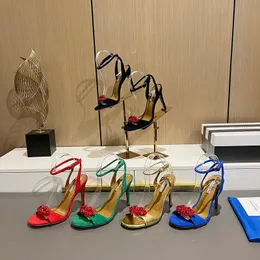 デザイナー Aquazzura Aquazzura サンダルラインストーン装飾赤口ハイヒールの結婚式の靴セクシーなリアルレザーソールサンダルクリスタルレディースシューズ