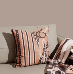 Fronha Luxo Letter Cashmere Designer Fronha Tecido Jacquard Capa de Almofada Personalizada para Sofá Capas de Lã Calor Têxteis Domésticos Roupa de Cama