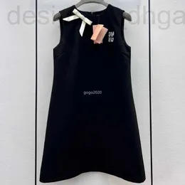 Urban Sexy Dresses Designer 23SS Damen Designer-Kleid T-Shirt Weste Hemden mit Buchstaben Perlen Mädchen Milan Runway Jersey Tank Top A-Linie Mini ärmellos hoch