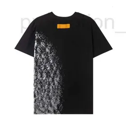 مصمم القمصان للرجال 22SS MANS Spring Summer Summer Lratters Bradient Printing Tee Tirt Fashion Hoodies Men Women Catal Cotton Black D NPU7