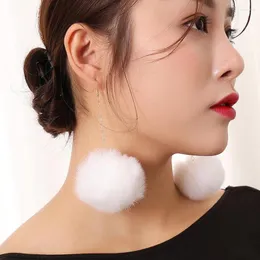 أقراط التدوير Pompom Fur ball arring round drop spluffy long tassel brinco ear drops modern modelry for women