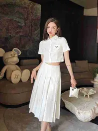 Designer Casual Klänningar för kvinnor mode Sommar Ny Bubble Sleeve Triangel Kort skjorta Kappa Slim A-line Plisserad halvkjol Set Kvinna