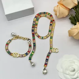 2023 novos conjuntos de joias da moda colares de cristal colorido pulseiras de designer de luxo para presente de amantes de festas femininas