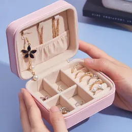 Bolsas de joyería caja de almacenamiento portátil de tendencia pendiente collar anillo organizador pantalla cuero cosmético bolsa de viaje