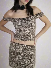 Arbetsklänningar Kjoluppsättningar Sexiga leopardtryck Crop Top och höftomslag Tvådelat set för kvinnor 2 kvinna outfit 2023 sommar kjolar