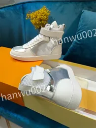 2023 Top Hot Luxury Designer Män Kvinnor Flow Sneakers Skor Löparskor Läder Svart Vit Sport Gummi Runner Utomhus Skostorlek 35-46 dc220602