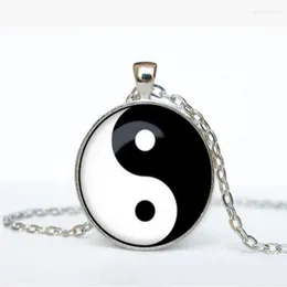 Kolye Kolyeler Vintage Cam Dome Cabochon Tai Chi Yin Yang Steampunk Beyanı Ceza Kadın Mücevher Hip Hop Hediyeleri Bijoux