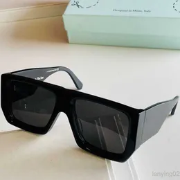 Óculos de Sol Masculino OW40018U Transparente PRETO Armação Off Trendy Fashion All-match Style Tough Square Tooling Feel Ultra-wide Mirror Leg Thick Sheet Glasses 55-19-145