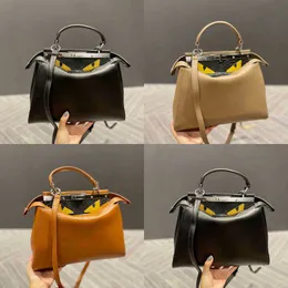 Akşam çantaları omuz ffbag tote çanta deri tasarımcı kahverengi çanta kadınlar alışveriş moda tokası vintage crossbody cüzdanlar 220822