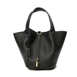 Moda lüks tasarımcı cüzdan crossbody çanta siyah kadın çanta cüzdan kartı tutucu çanta omuz tote mini cüzdan bilgisayar çantası plaj yemek çantası