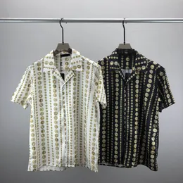 2 Camisas masculinas de grife de verão de manga curta Camisas casuais Moda Pólos soltos Estilo de praia Camisetas respiráveis Camisetas Roupas Q264
