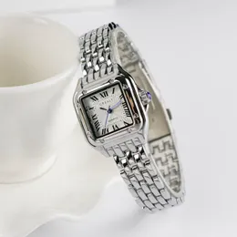 Armbandsur Dammode Fyrkantiga klockor 2023 Märke Dam Quartz Armbandsur Klassisk Silver Enkel Femme stålbandklocka Zegarek Damski