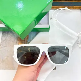 أزياء أعلى BB نظارات شمسية الرسالة B B Home Ins Network Red Plate Sunglasses Personal Fashion Fashion Green Sunglasses Male Bv1060 with Original Box