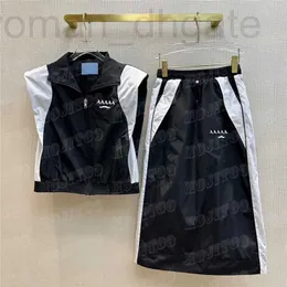 Taglie forti Abiti firmati Gilet donna Abito 2 pezzi Abiti firmati Lettere Giacca corta Gonne elastiche in vita Completi sportivi BOUP