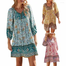 Sukienki na co dzień Kobiety Letnia krótka sukienka plażowa Z długim rękawem V Neck Boho Vintage Floral