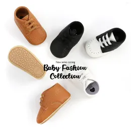 First Walkers Fashion Casual Born Shoes Baby Girl Boy Soft Sole Anti Slip PU Leather Sneaker Trainers Prewalker Black White 0-18M