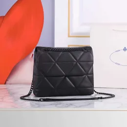 En iyi tasarımcı omuz çantası lüks zincir crossbody bagd moda klasik mektup logo kadınlar deri clamshell çanta gece elbisesi el çantası tote çanta