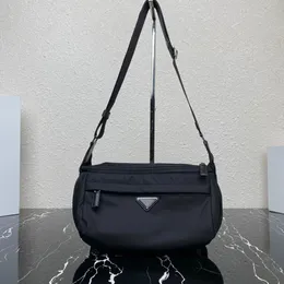 2VH994 NYA HERRENS BREST PAG High-End Quality Crossbody Bag Nylon Material Casual Style All stilig och praktisk när underarmpåsen måste komma in