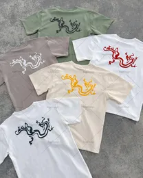 Herr T-shirts Amerikansk retro street foam dragon kortärmad T-shirt herr sommar trend enkel lös original stil 230710