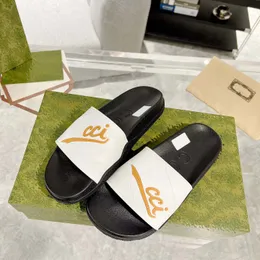 Lyxmärkessko Sommarsandaler Designer Tofflor Slides Blommig Brokad Flip Flops i äkta läder Man Kvinnor Skor Sandal Enkelt Fritidsskor märke S378 08