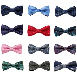 Bow Ties 12 6cm 클래식 한 영국 스타일의 플로럴 스트라이프 도트 폴리 에스테르 보우 맨 비즈니스 웨딩 캐주얼 넥타이 액세서리