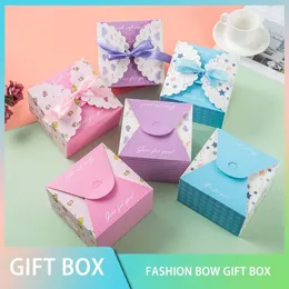 غلاف هدية 2023 أزياء Bowknot Box Candy Valentine's Day Pafel Cosmetic Commetic Engagement