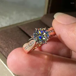 結婚指輪 CAOSHI トレンディなプロポーズリング女性のための優雅なローズゴールドカラーの指アクセサリーブリリアントジルコニアジュエリー