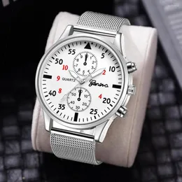 腕時計高級男の腕時計ファッションマルチダイヤル男性電子時計男性ステンレス鋼通気性バンドトップ販売ギフト Orologi Uomo