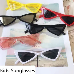 Occhiali da sole Fashion Style Kids Vintage Cat Eye Occhiali da sole per bambini a forma di triangolo Ragazzi ragazze Brand Cute Occhiali da sole Baby 230710