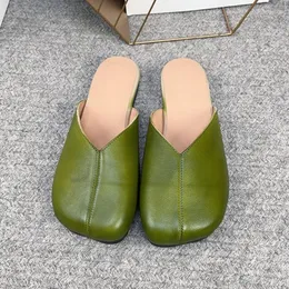 Tofflor YourSeason Kvinnor Flat Slides Sommar Handgjorda Vintage Rund Toe Utsida Skor Sandaler Dam Mjuk sula Äkta Läder