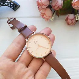 Wristwatches Brand Shengke Leather Women Wristwatch Watches Luxury Watch Fashion Ladies Geneva Quartz Clock Relogio Feminino SK