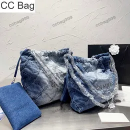 CC Çanta Büyük Kapasite Vintage Denim Kovboy 22 Çanta Gümüş Zincir Twocolor Gradient Taşınabilir Tasarımcı Çantalar Bayan Çanta Omuz Under Equ Under Bag Lüks Çanta 30x3235X