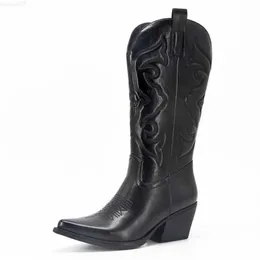 Stövlar 2022 Höst Vinter Western Mid Calf Boots Stor storlek 43 Chunky Heels Cowboy Cowgirl Booties Dam Vintage Silver Skor För Kvinna L230711