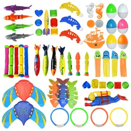 Gioco di sabbia Divertimento in acqua 22Pcsset Bambini Estate Nuoto Giocattoli da immersione Siluri Polpo Anello di pesce Giochi da biliardo Giocattolo di addestramento 230711