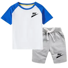 夏男の子服セット赤ちゃん男の子服セットスポーツ子供スーツスプライスコットン Tシャツショーツ 2 個幼児キッズ幼児ブランドジャージ