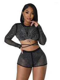 Dames Trainingspakken Sexy Netstof Tweedelig Set met strass Dames Clubkleding Voor Feest Vetersluiting Korte tops en shorts Doorzichtig Nachtcluboutfits