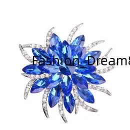 2021 Custom Flower Beauty Rhinestone Channel Brooch Pin Crystal Shawl Brooches Women