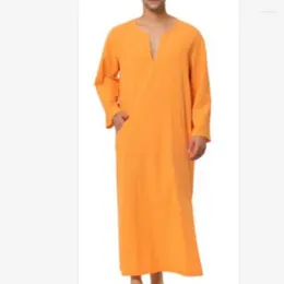 Etniska kläder 2023 Enfärgad Abaya Islam Mode Muslimska Män V-ringad Kameez Långärmad Arabisk Thobe Enkel Abayas Robe Qfriends Man