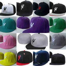 Sommar Designer Monterade hattar storlek Platt hatt Baseball Fit Platt hatt Broderi new era keps Justerbara basketkepsar Utomhussport Hip Hop Beanies Mesh keps mix beställning