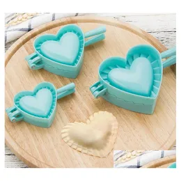 Andra köksredskap Blue Heart Rund Dumpling Maker 2-i-1 degpress för pajer Calzones Ravioli Mer. Drop Delivery Home Garden Dini Dh8Ji