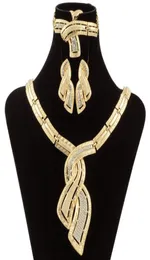 Gioielli in oro di moda Collana in cristallo nigeriano Orecchini a cerchio Donna Set di gioielli da sposa italiani Accessori da sposa6682085