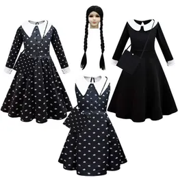 Kız Elbiseleri Moda Çocuk Film Çarşamba Addams Cosplay Prenses Elbise ve Peruk Çanta Seti Kız Cadılar Bayramı Kostüm Karnaval Gotik Siyah Clotheshkd230712