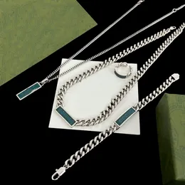 Nuovo designer collana bracciale anello girocollo per braccialetti lettera unisex amanti della catena d'oro set di gioielli fornitura collane con ciondoli in rame CGS1 --01