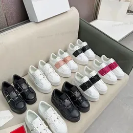 Tasarımcı Açık Sneakers Untitled Sneaker Elbise Ayakkabı Üst Deri Perçinler Loafers Sıradan Ayakkabı Kadın Unisex Sneaker Beyaz Platform Perçin Dış Mekan Sabah