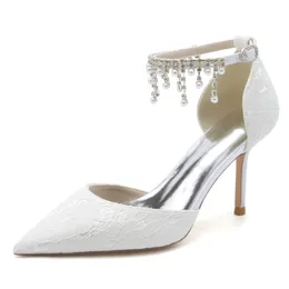 Bridal White Lace Wedding Shoes 2024 Pearls Celebrity Gala Oscar Inspired Formal Party High Heels 8.5m Elfenben Champagne Prom Shoe Bridesmaid Wear 36-43 Buckle Strap